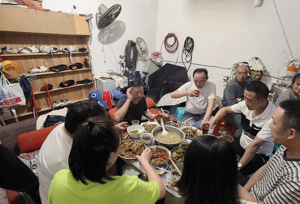 20240629 大小双生日 我们在一起 愿双双更年轻漂亮！