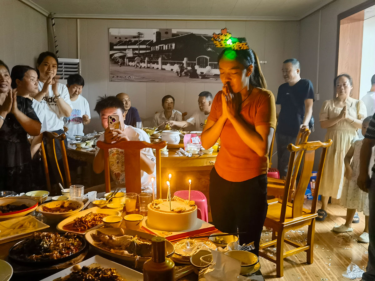 20240818 小莉姨妈的生日Party 祝愿大家健康开心快乐！